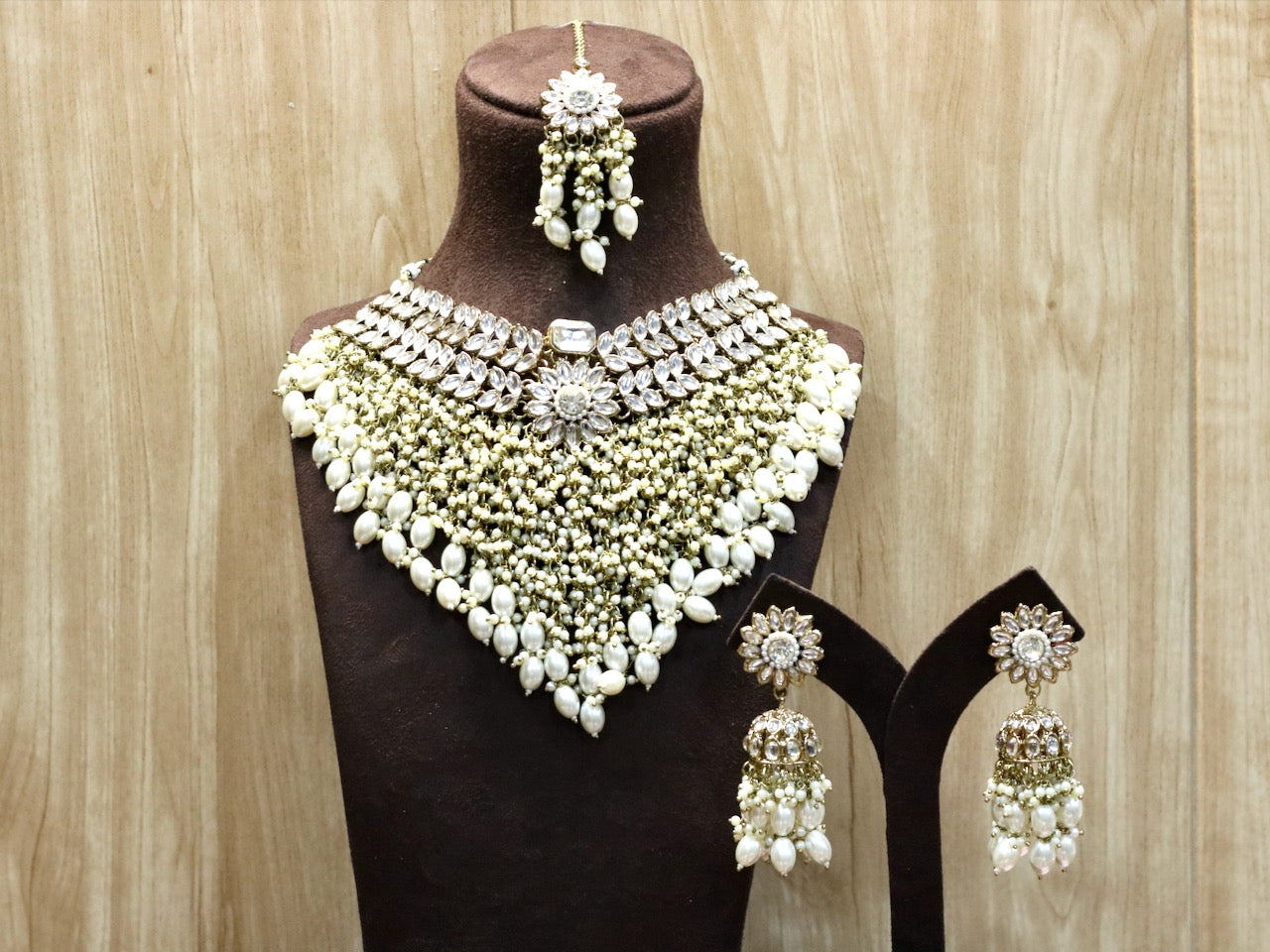 Kundan Bridal Jewellery For Different Indian Wedding Outfits – Ajeh 