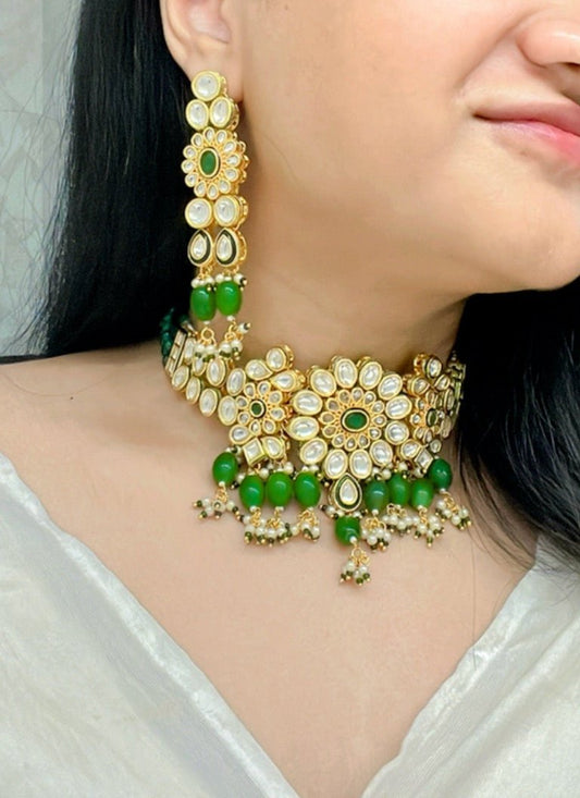 Chaima Kundan Necklace Set