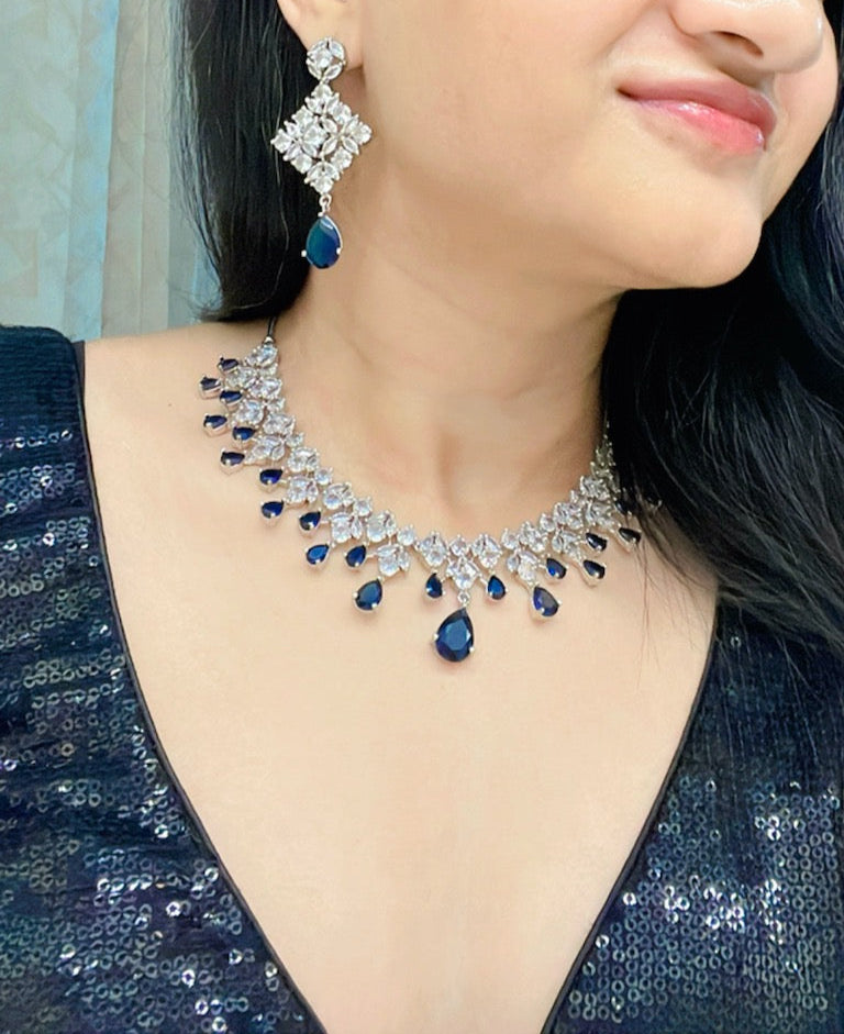 Azer AD Necklace Set
