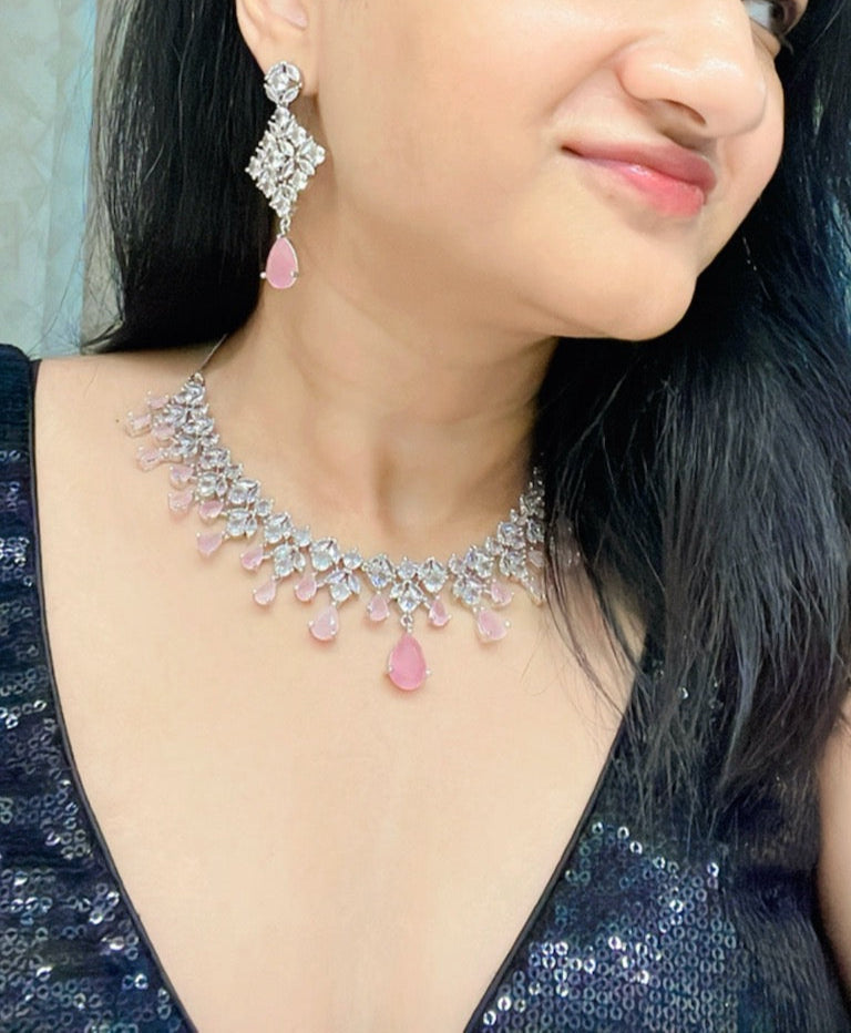 Azer AD Necklace Set