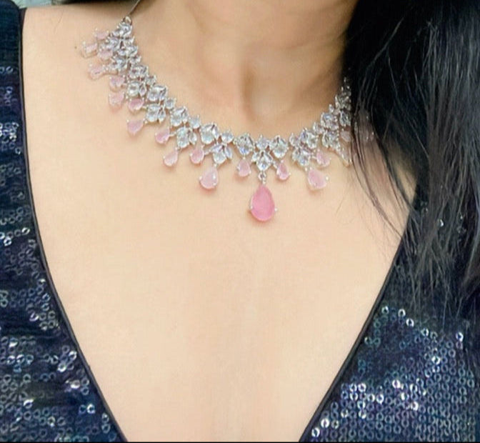 Azer AD Necklace Set