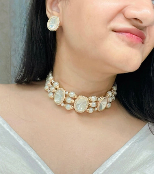Hafsa Kundan Necklace Set