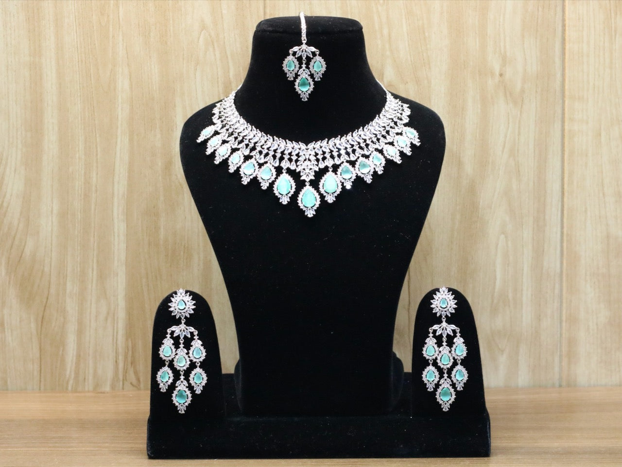 Suramya AD Necklace Set