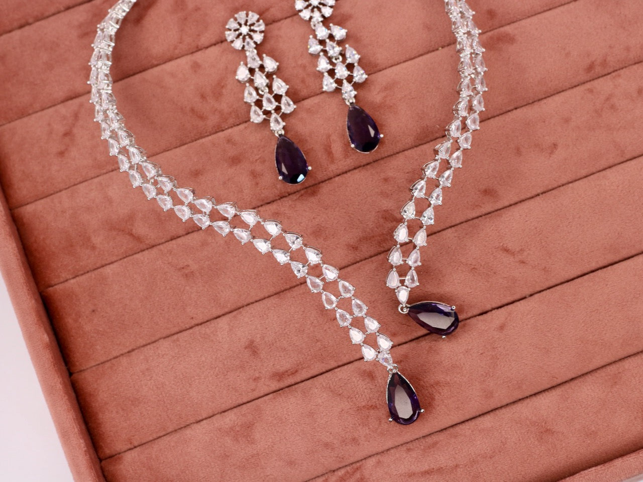 Insha AD Neckalce Set