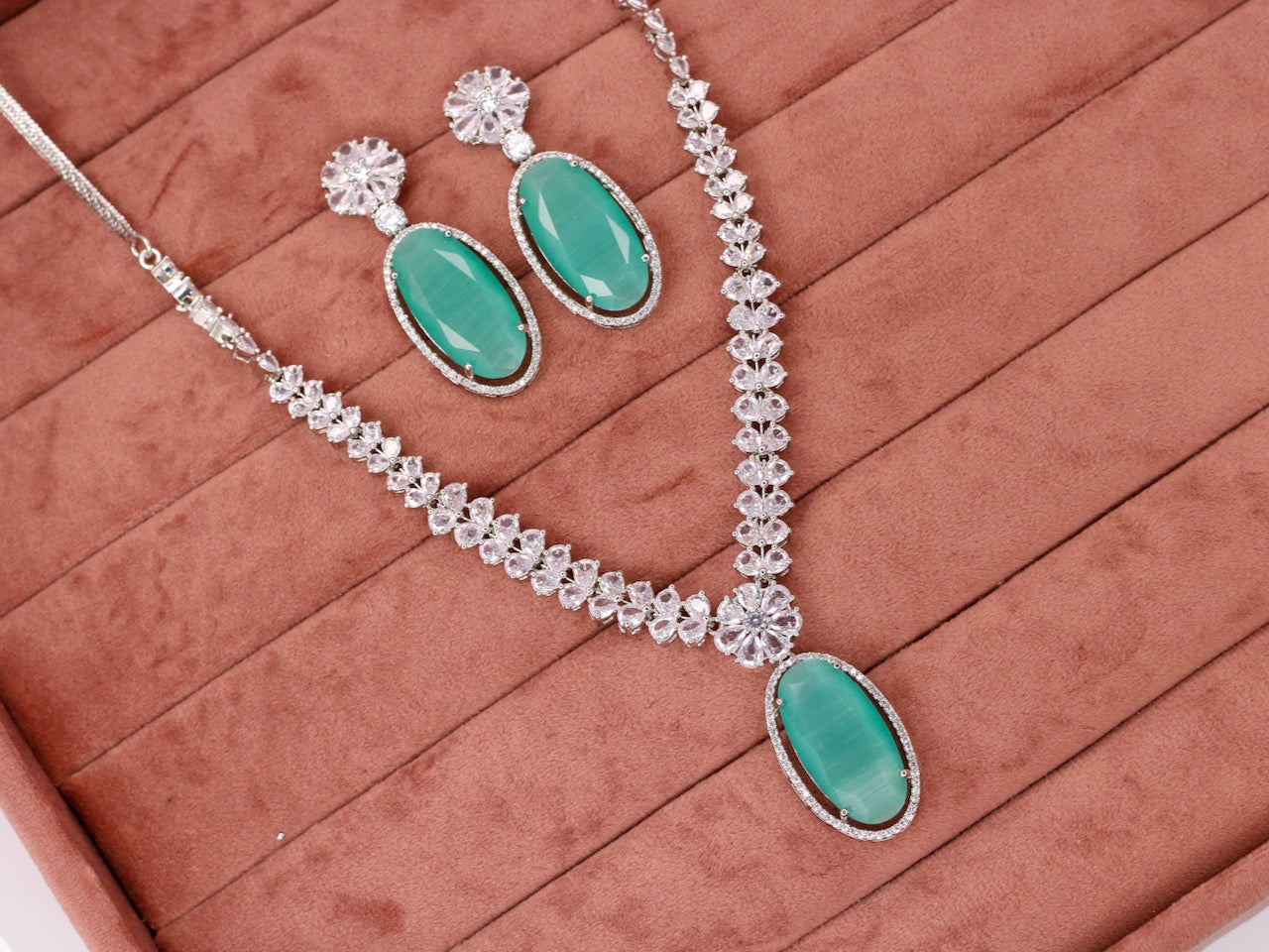 Zahra AD Necklace Set