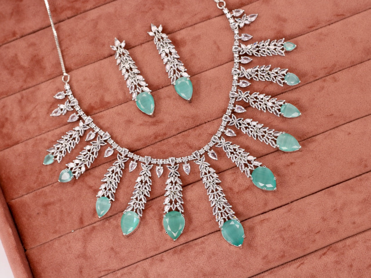 Inbiha AD Necklace Set