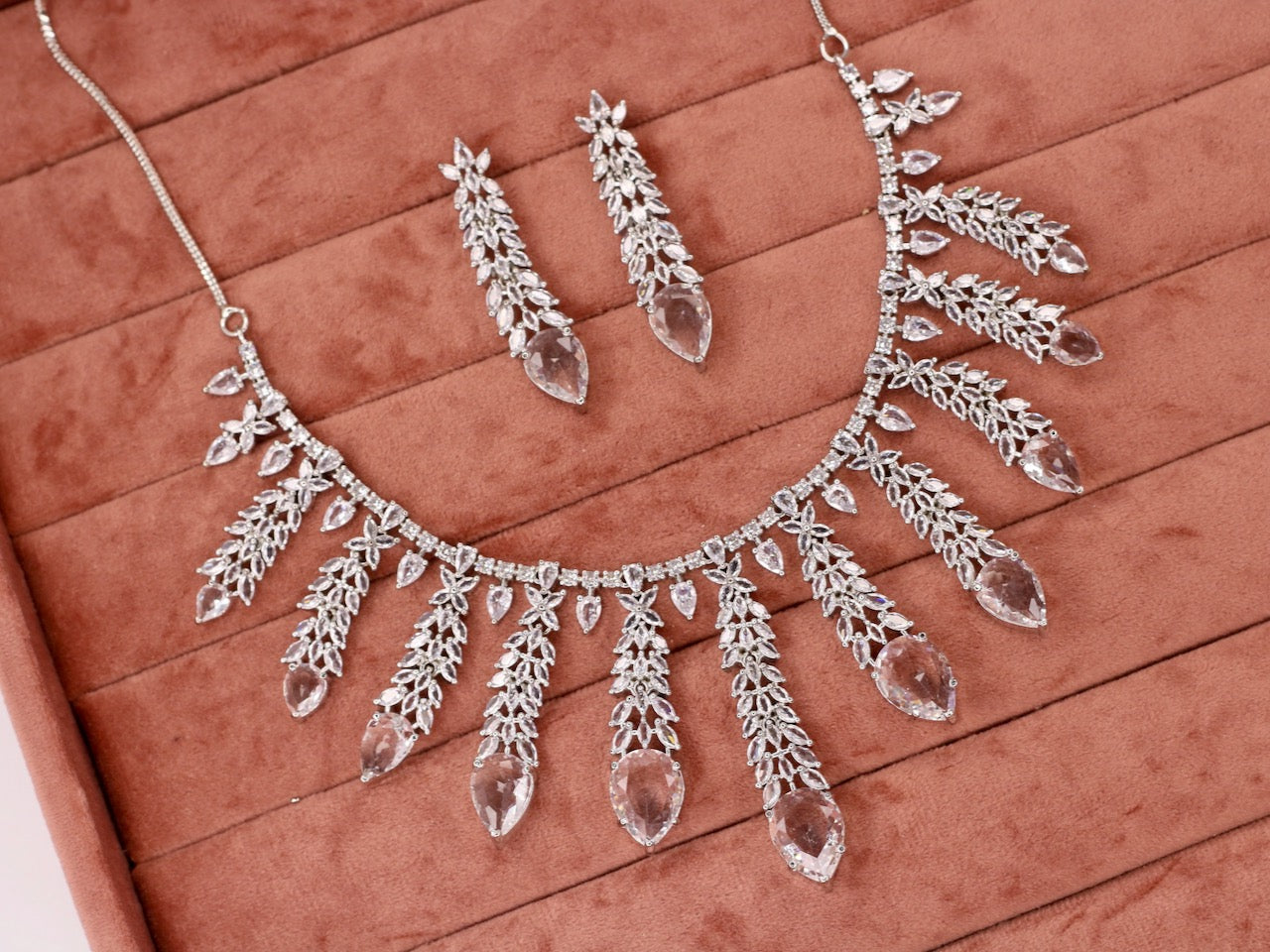 Inbiha AD Necklace Set