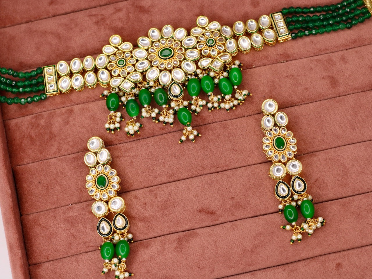 Chaima Kundan Necklace Set