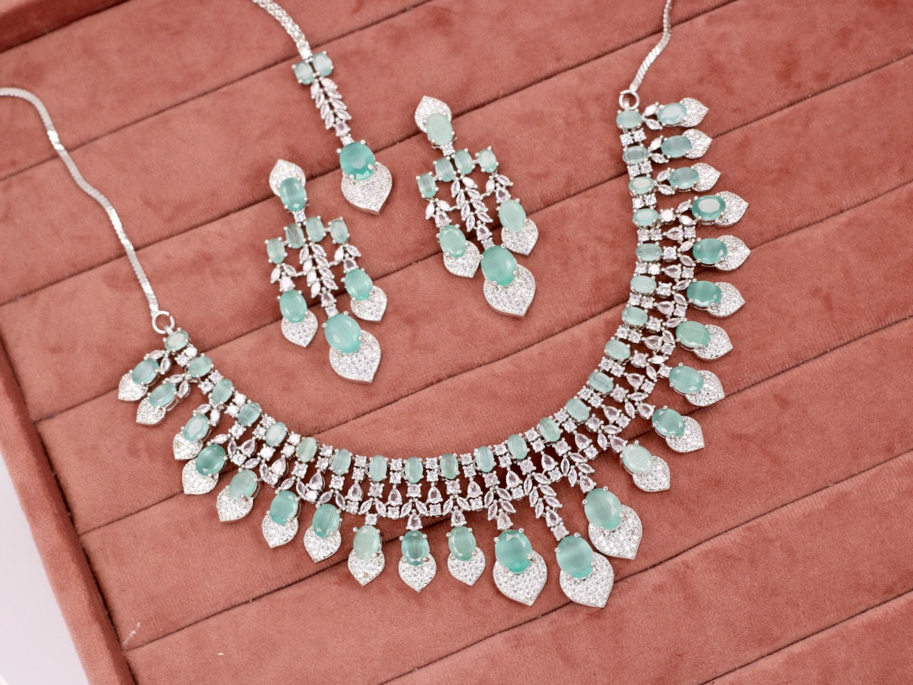 Ruqaya AD Necklace Set