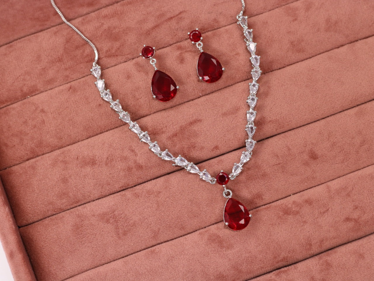 Nayla AD Necklace Set