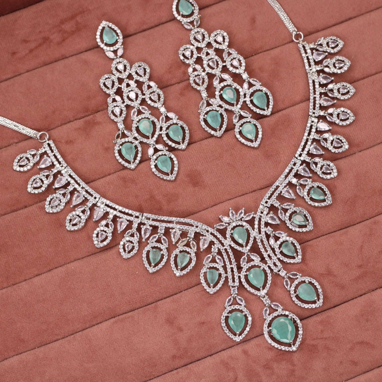 Madiha AD Necklace Set