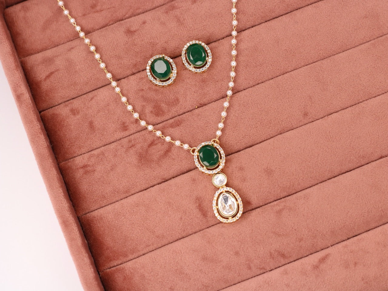 Junaina Kundan Pendant Set - AJEH Jewellery