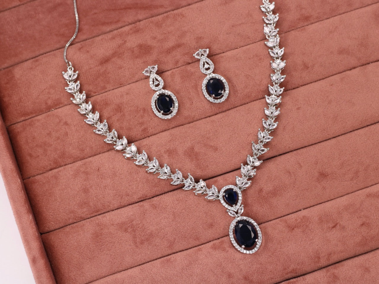 Nava AD Necklace Set