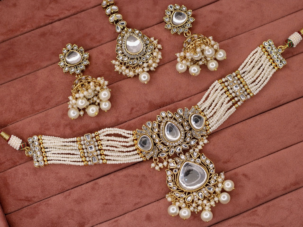 Trisha Kundan Necklace Set